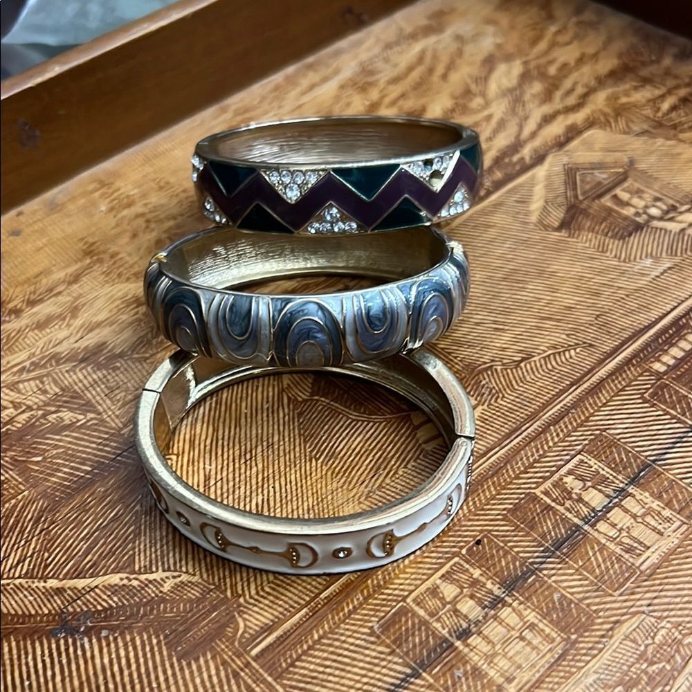 Elegant Multicolor Bangle Set - Picture 8 of 13